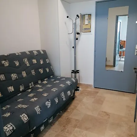 Appartement Cabine, Clim, Wifi, Vue Marina, 100m